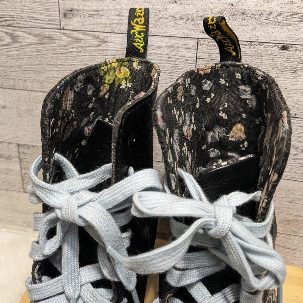 Dr Martens Combat Boots - Picture 4 of 10